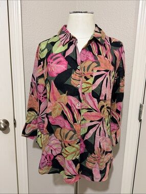 Chico's Floral Jungle Tropical Leaf Button Down No Iron Linen 3/4 Sleeves Top